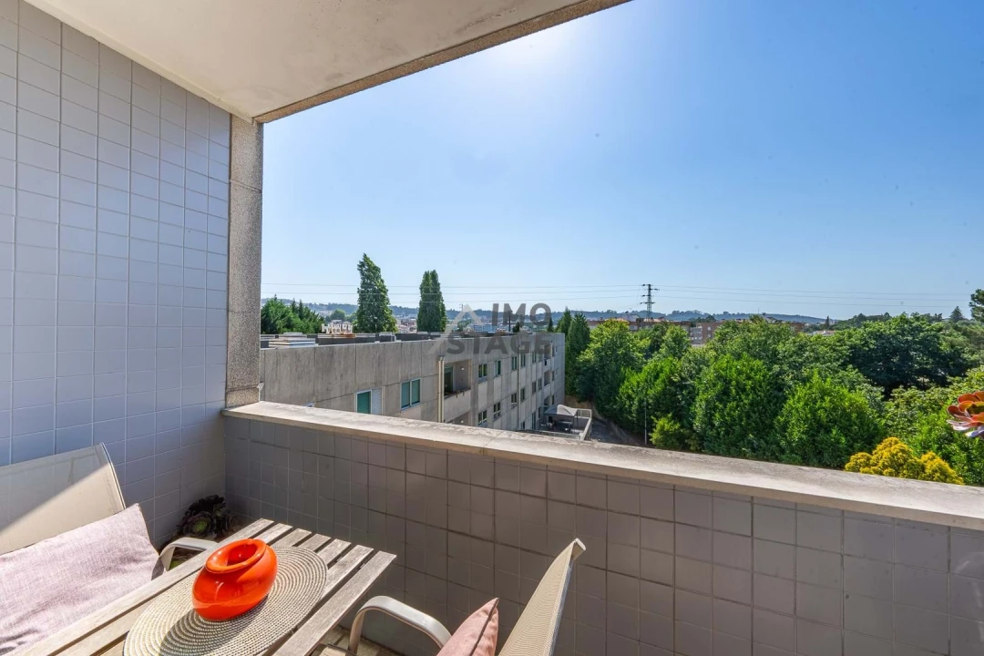 Apartamento T2 para Venda em Valongo Foto 8