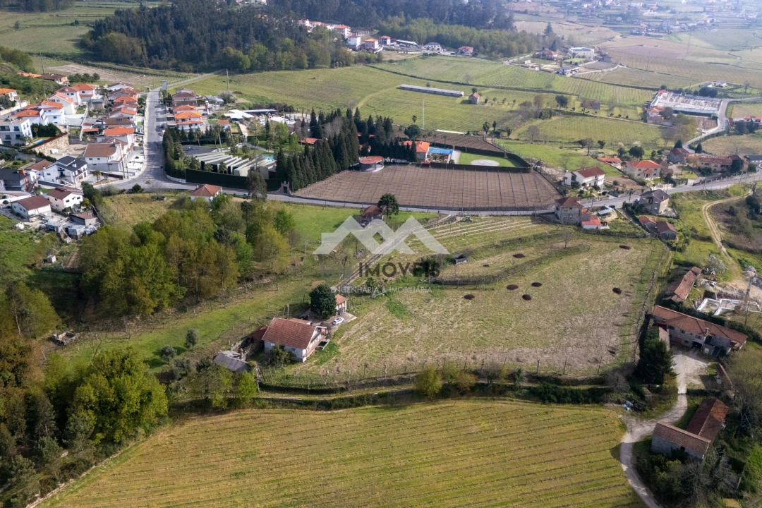 Moradia T3 para Venda em Airães Foto 45