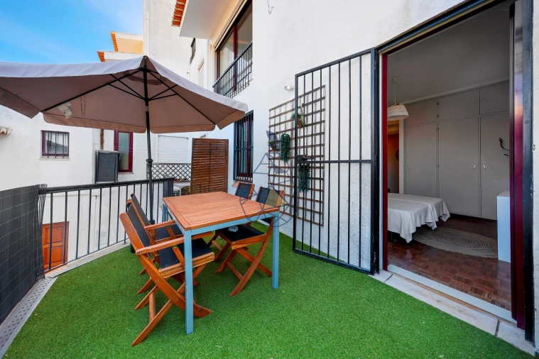 Apartamento T2 para Venda em Portimão Foto 21