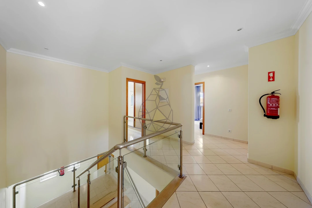 Moradia T5 para Venda em Albufeira e Olhos de Água Foto 40