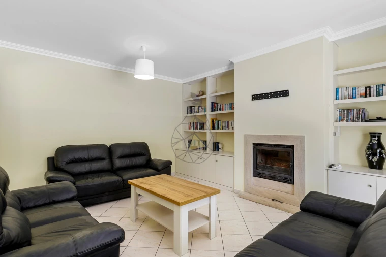 Moradia T5 para Venda em Albufeira e Olhos de Água Foto 19