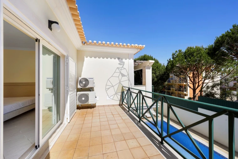 Moradia T5 para Venda em Albufeira e Olhos de Água Foto 27