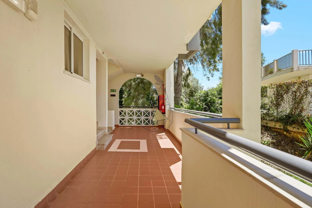 Apartamento T1 para Venda em Albufeira e Olhos de Água Foto 30