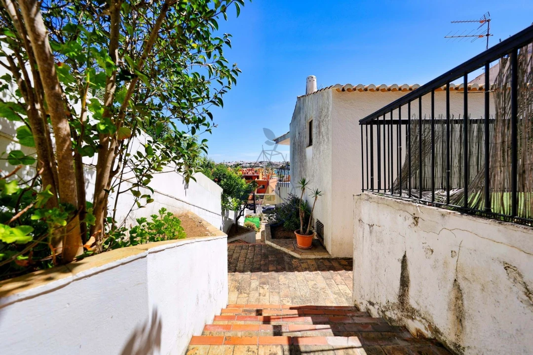 Apartamento T2 para Venda em Portimão Foto 40