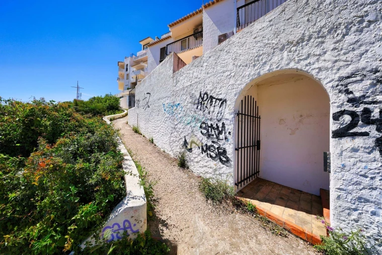 Apartamento T2 para Venda em Portimão Foto 46
