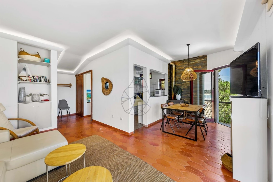 Apartamento T2 para Venda em Portimão Foto 2