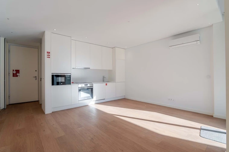 Apartamento T1 para Venda em Cedofeita, Santo Ildefonso, Sé, Miragaia, São Nicolau e Vitória Foto 4