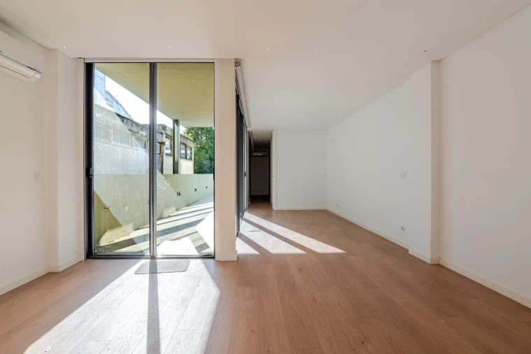 Apartamento T1 para Venda em Cedofeita, Santo Ildefonso, Sé, Miragaia, São Nicolau e Vitória Foto 2