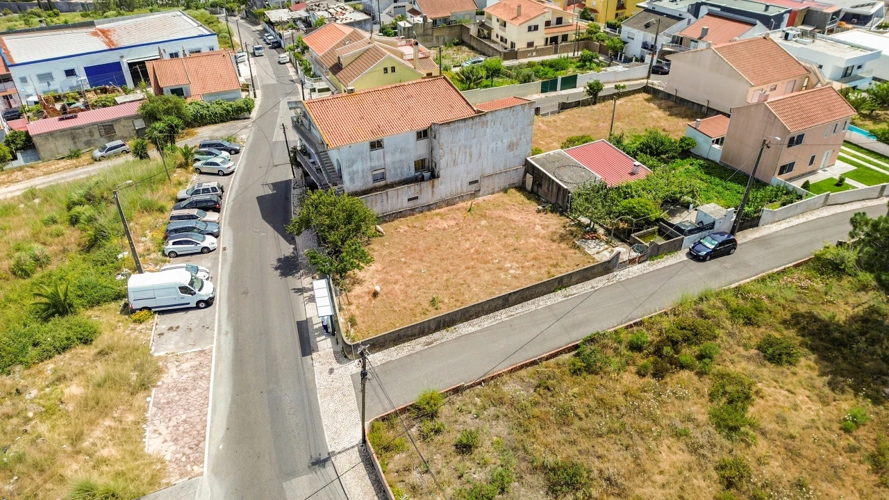 Terreno para Venda em Agualva e Mira-Sintra Foto 12