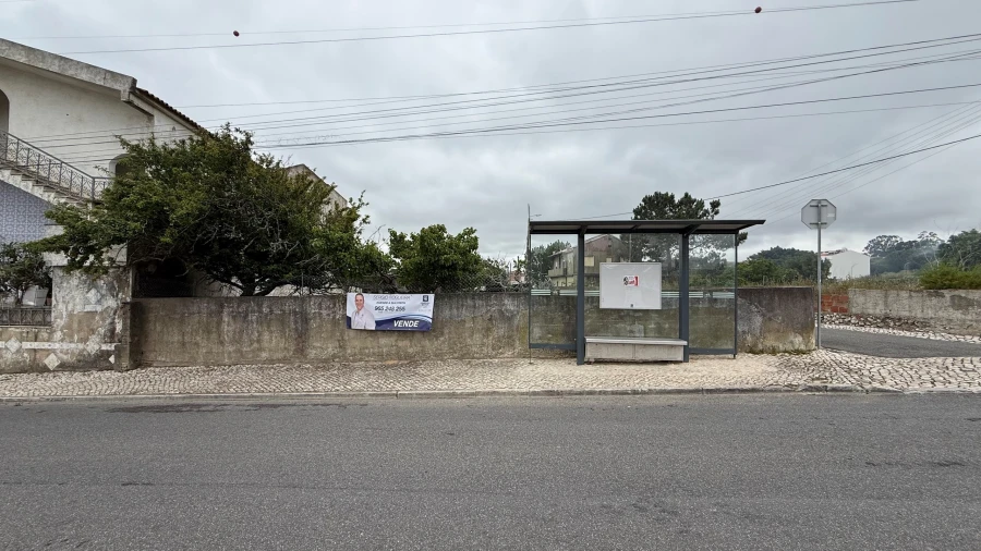 Terreno para Venda em Agualva e Mira-Sintra Foto 3