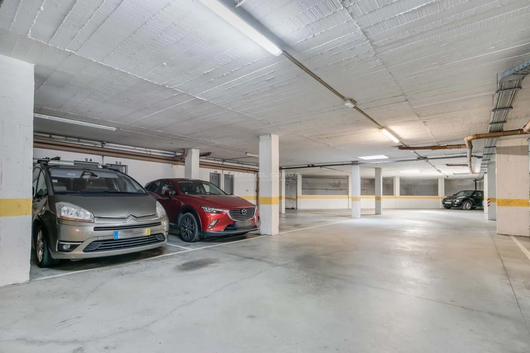 Apartamento T4 para Venda em Mafra Foto 32