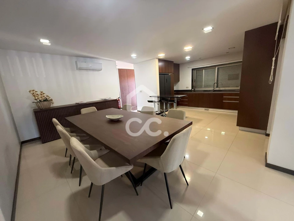 Moradia T4 para Venda em Chafe Foto 11