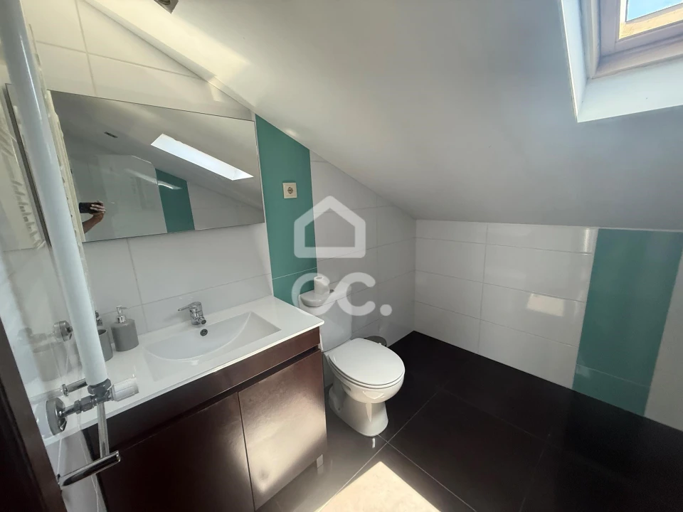 Moradia T4 para Venda em Chafe Foto 39