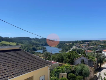 Moradia T2 para Venda em A dos Negros