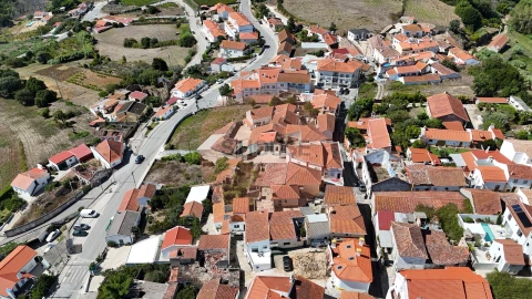 Moradia T2 para Venda em A dos Negros