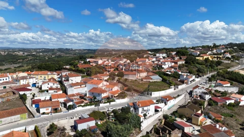 Moradia T2 para Venda em A dos Negros