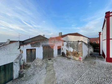 Moradia T2 para Venda em A dos Negros