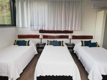 Quinta T11 para Venda em São Marcos da Ataboeira