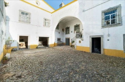 Moradia T8 para Venda em Santa Eulalia