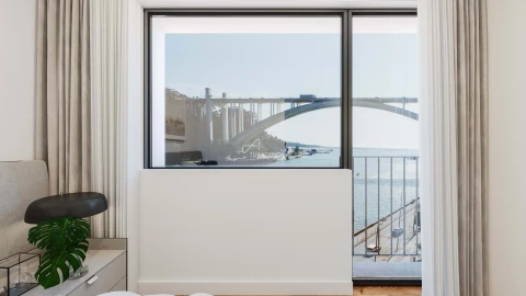 Apartamento T3 para Venda em Lordelo do Ouro e Massarelos