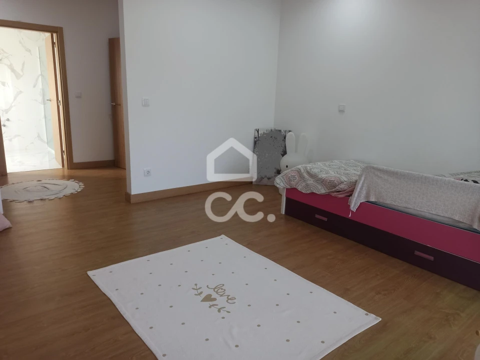 Moradia T4 para Venda em Areias, Sequeirô, Lama e Palmeira Foto 31