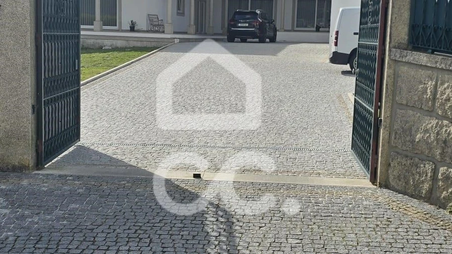 Moradia T4 para Venda em Areias, Sequeirô, Lama e Palmeira