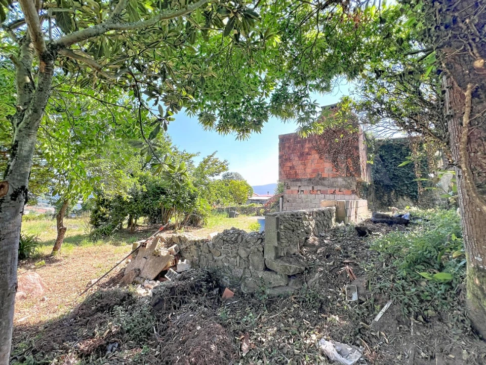 Moradia T2 para Venda em Venade e Azevedo Foto 11