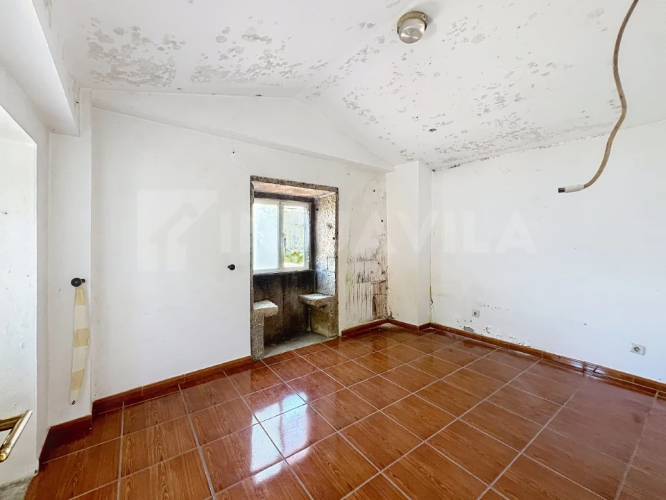 Moradia T2 para Venda em Venade e Azevedo Foto 18