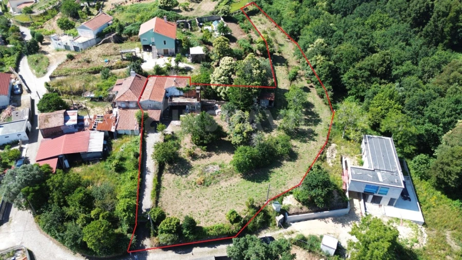 Moradia T2 para Venda em Venade e Azevedo Foto 2
