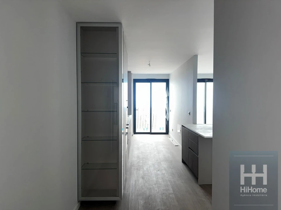 Apartamento T2 para Venda em Santo Antonio Foto 4