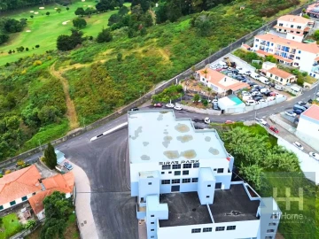 Armazém para Arrendamento em Caniço