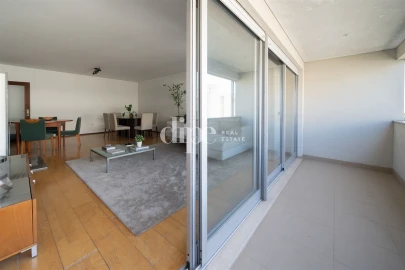 Apartamento T3 para Arrendamento em Azurem