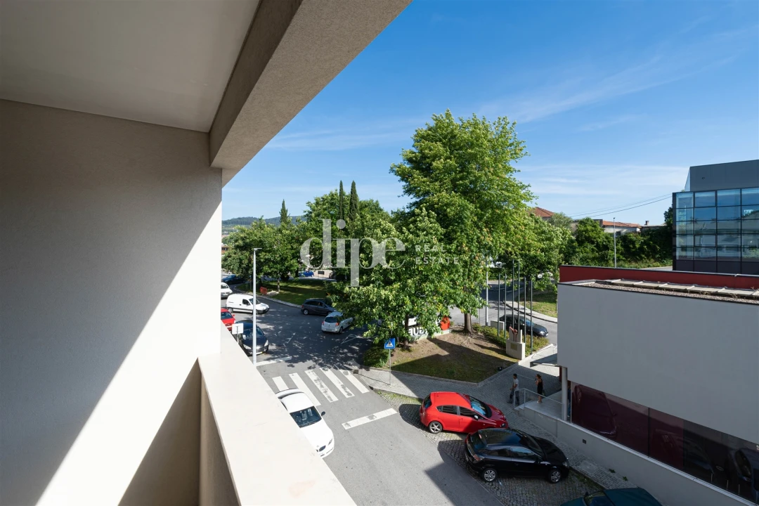 Apartamento T3 para Arrendamento em Azurem Foto 13