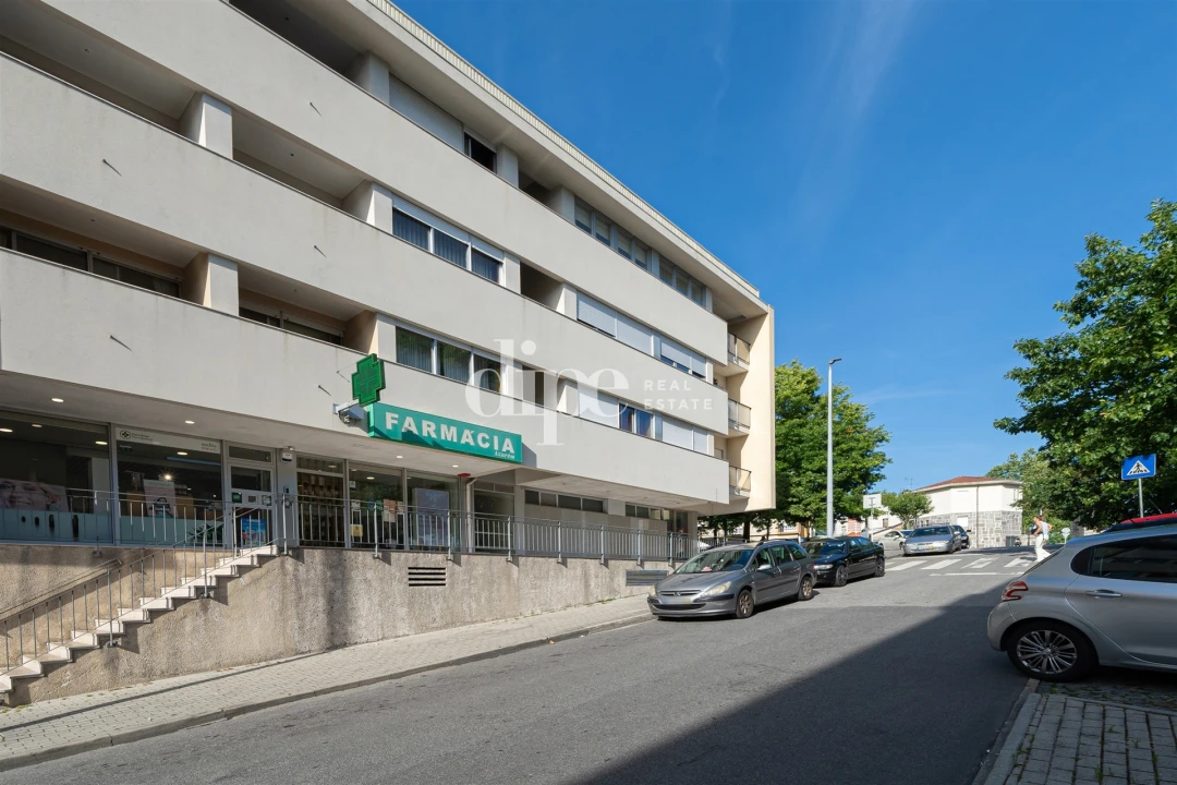 Apartamento T3 para Arrendamento em Azurem Foto 19