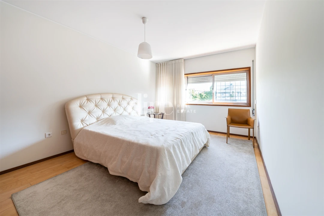 Apartamento T3 para Arrendamento em Azurem Foto 10