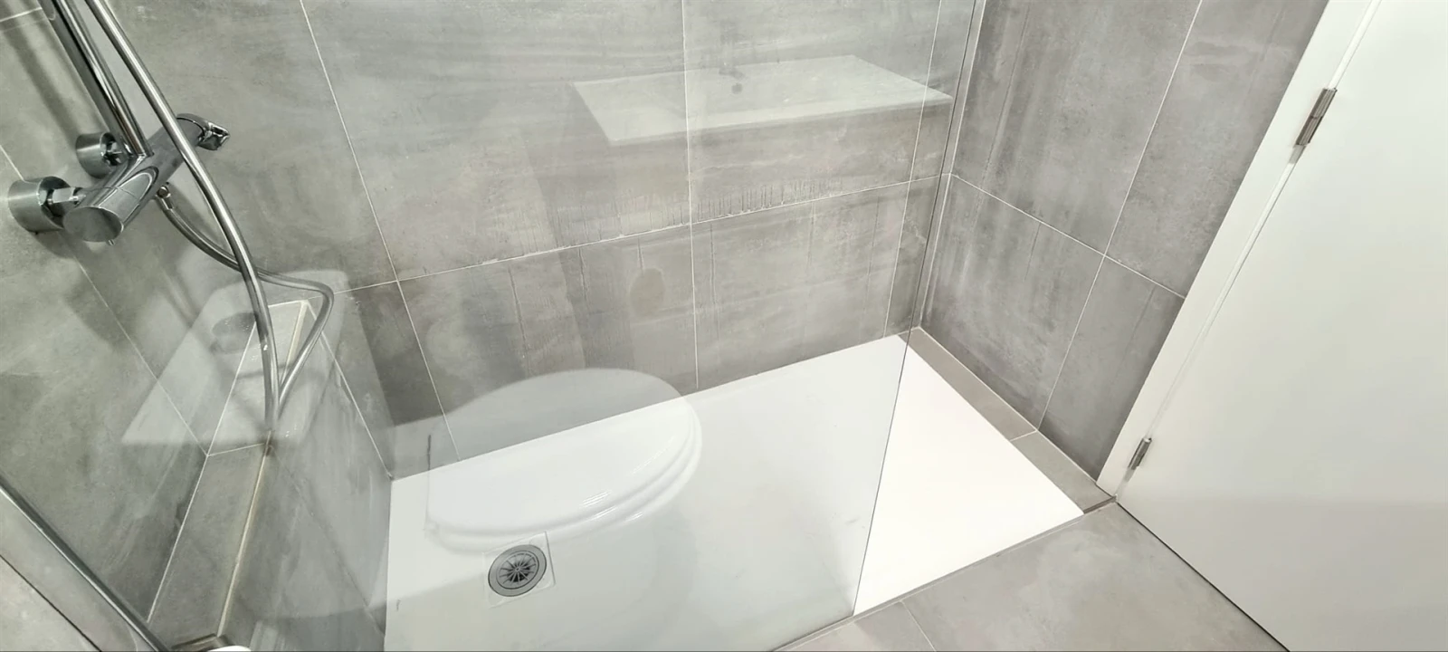 Apartamento T1 para Arrendamento em Sé Nova, Santa Cruz, Almedina e São Bartolomeu Foto 13