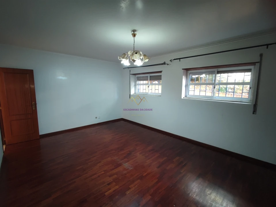 Apartamento T2 para Venda em Algueirão-Mem Martins Foto 17