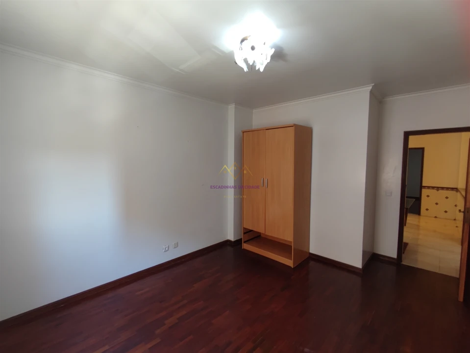 Apartamento T2 para Venda em Algueirão-Mem Martins Foto 12