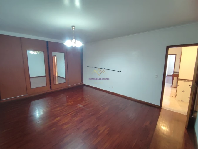 Apartamento T2 para Venda em Algueirão-Mem Martins Foto 16