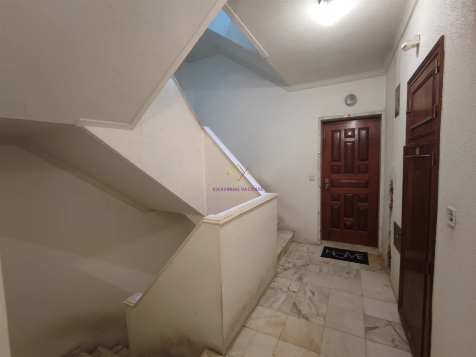 Apartamento T2 para Venda em Algueirão-Mem Martins Foto 25