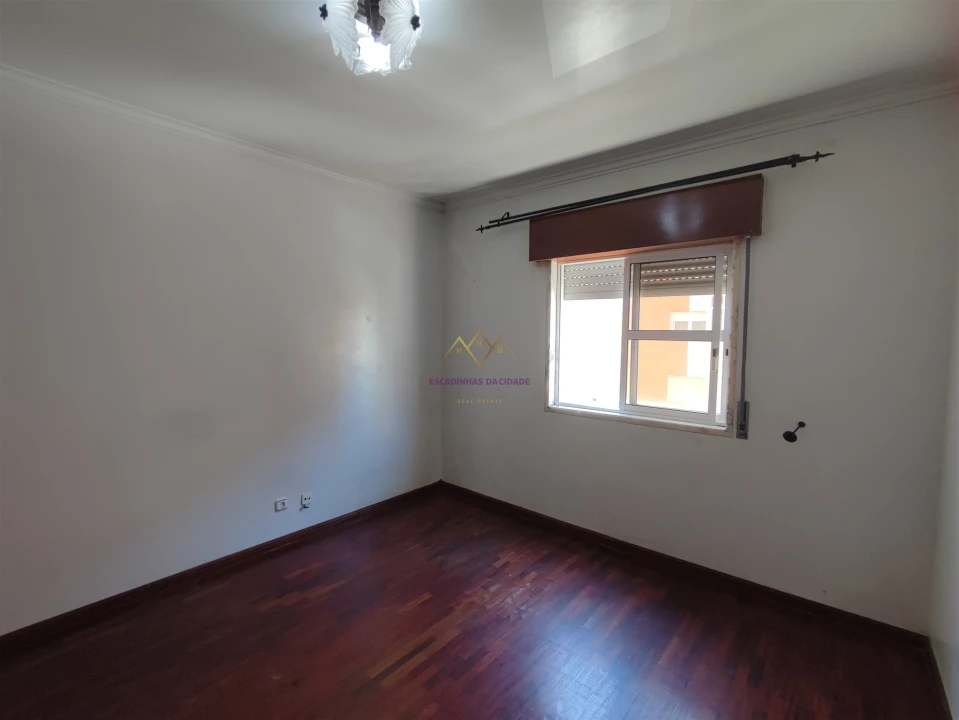 Apartamento T2 para Venda em Algueirão-Mem Martins Foto 11