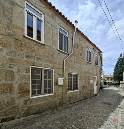 Moradia T3 para Venda em Cativelos