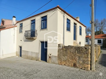 Moradia T0 para Venda em Lajeosa do Mondego