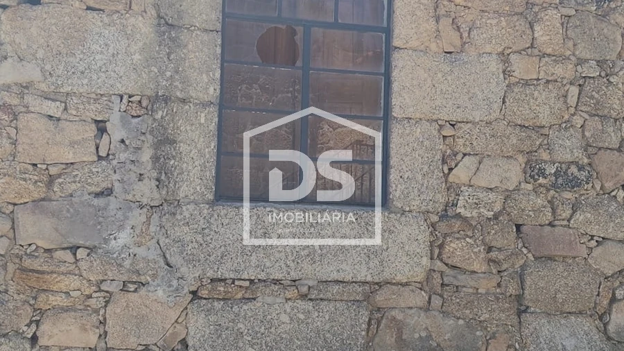 Moradia T0 para Venda em Lajeosa do Mondego