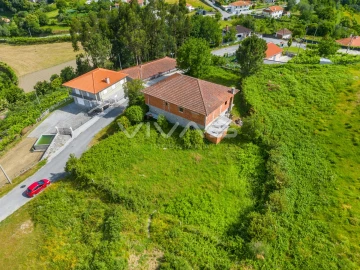 Moradia T0 para Venda em Sande, Vilarinho, Barros e Gomide