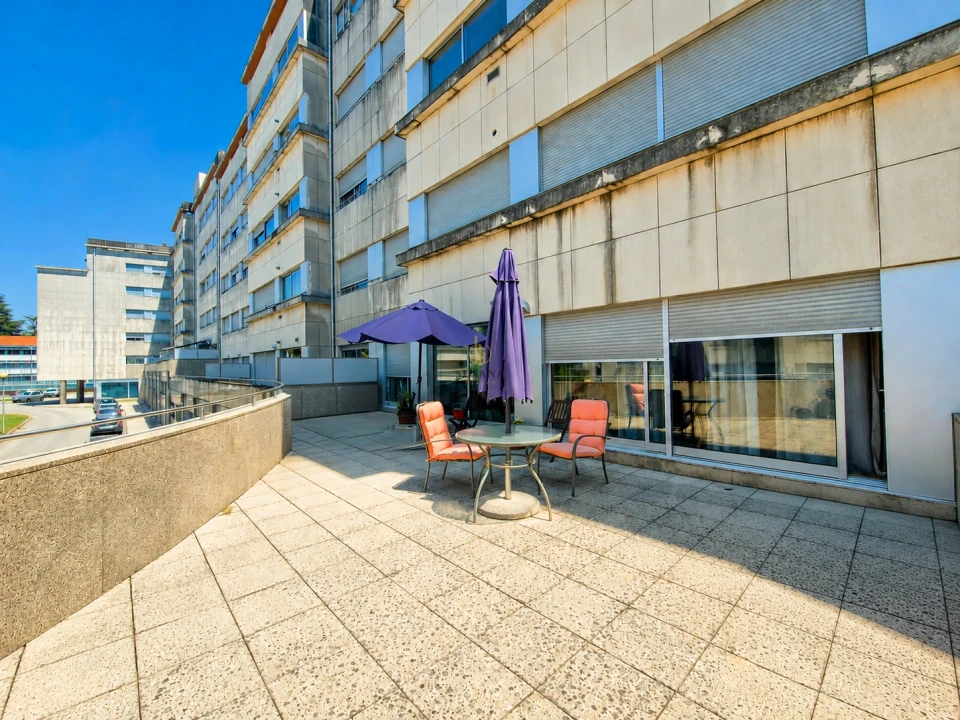 Apartamento T1 para Venda em Viseu Foto 1