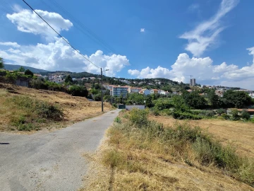 Terreno Misto para Venda em Covilhã e Canhoso