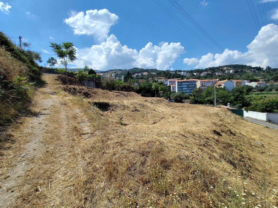 Terreno Misto para Venda em Covilhã e Canhoso Foto 12