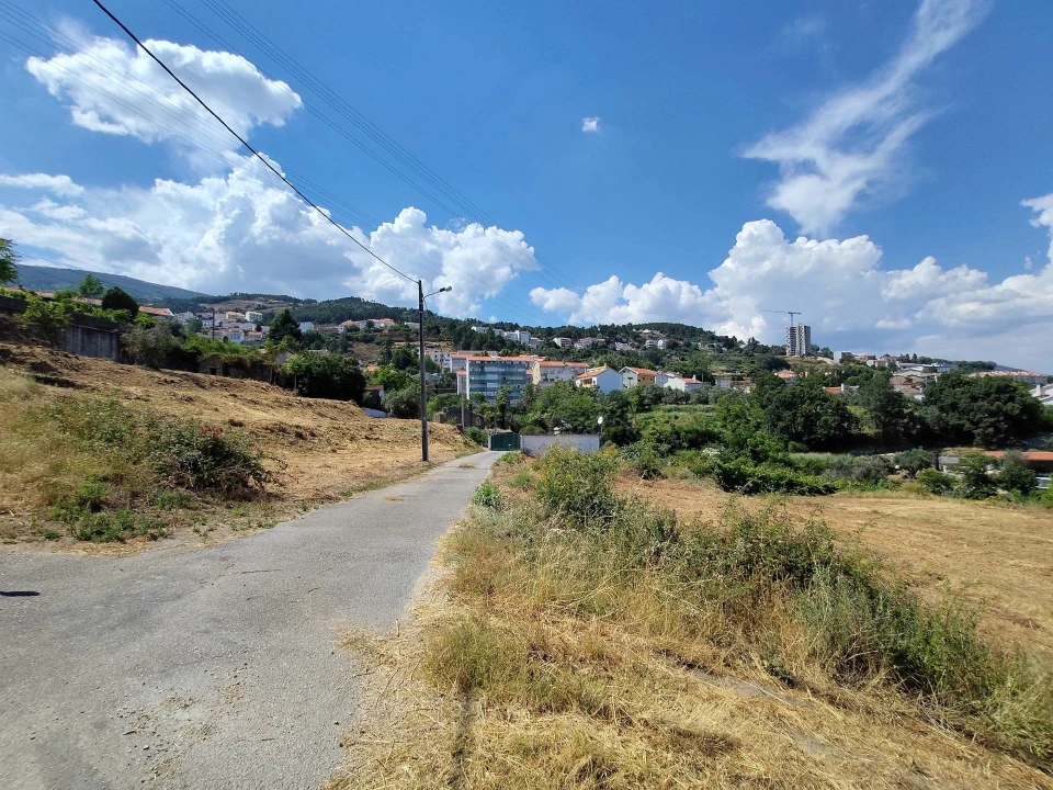 Terreno Misto para Venda em Covilhã e Canhoso Foto 19