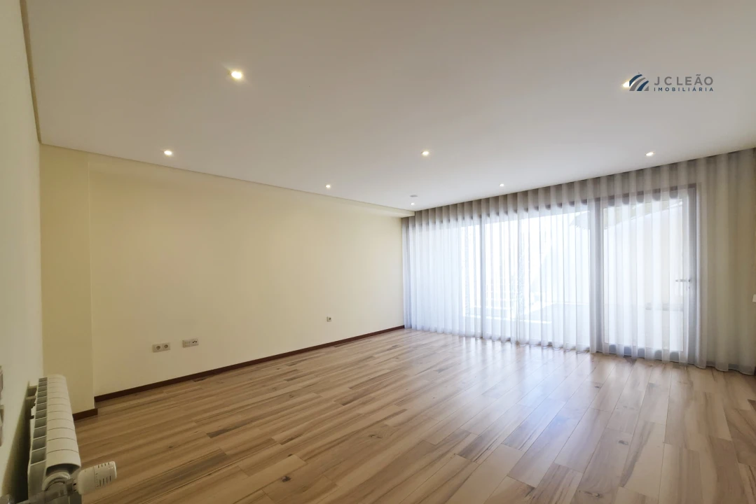 Moradia T3 para Venda em Custóias, Leça do Balio e Guifões Foto 28